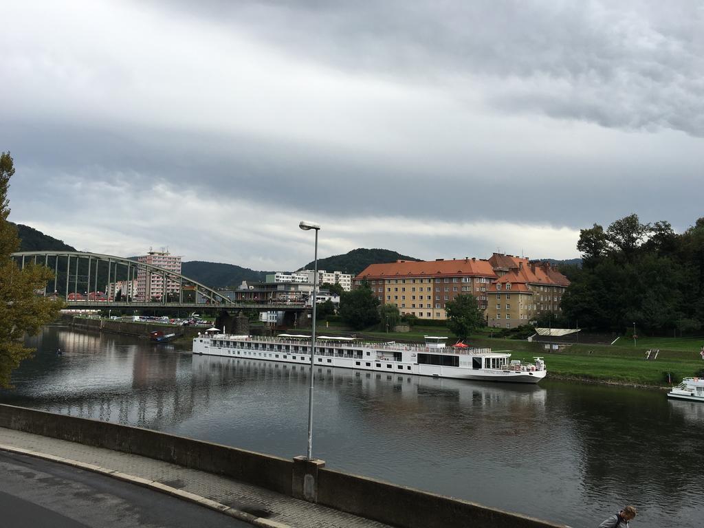 City Apartment Decin Exteriör bild